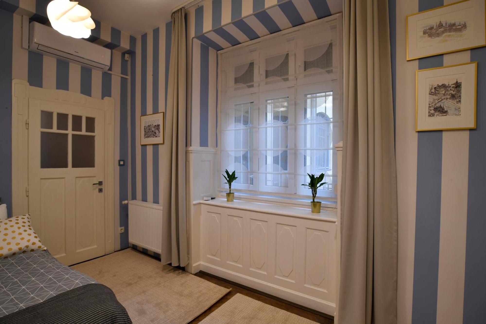 Appartement LuxuryFlat near centre on118 sqm, 3BR,2BTH,8bed,AC à Budapest Extérieur photo