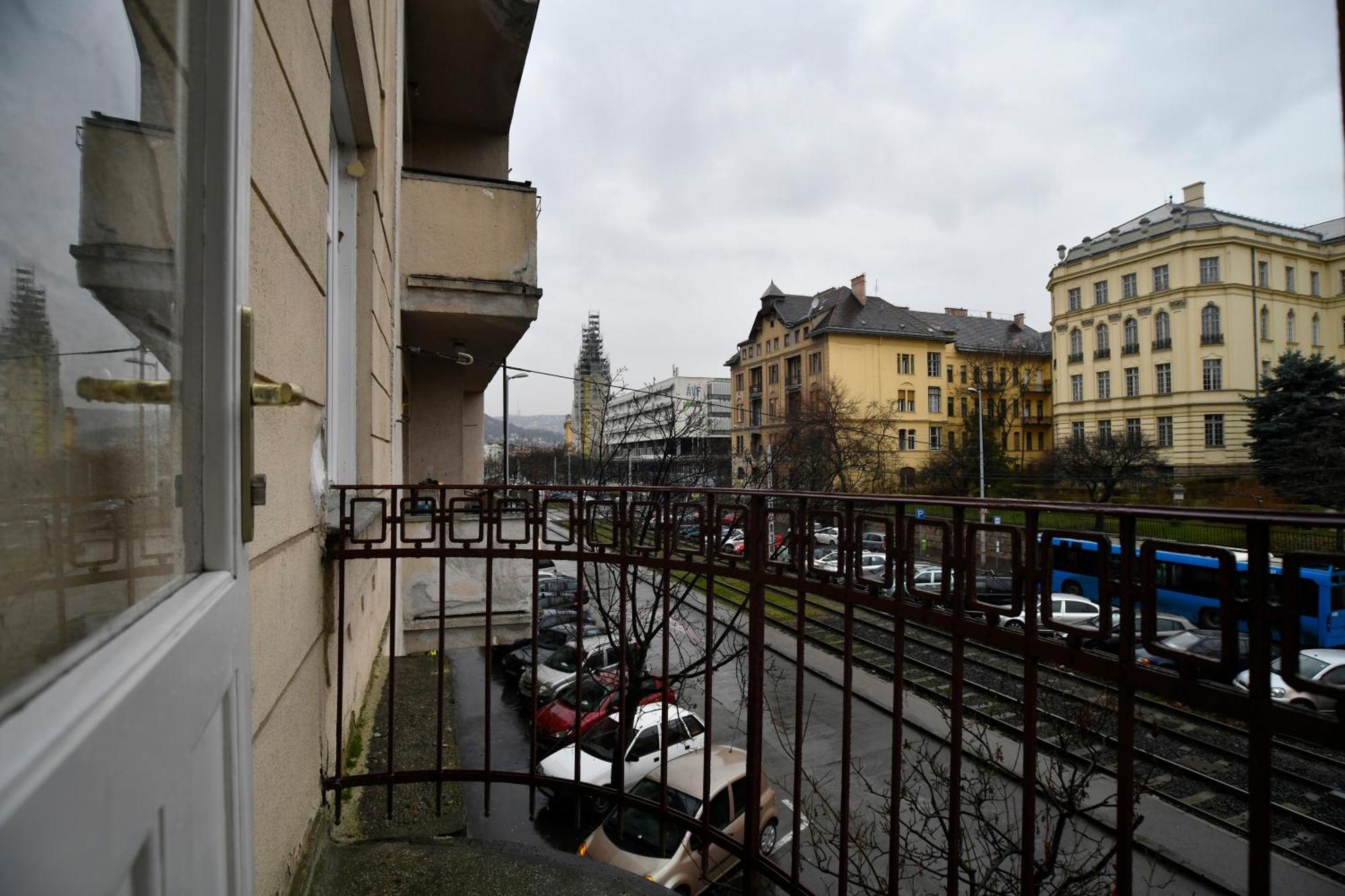 Appartement LuxuryFlat near centre on118 sqm, 3BR,2BTH,8bed,AC à Budapest Extérieur photo