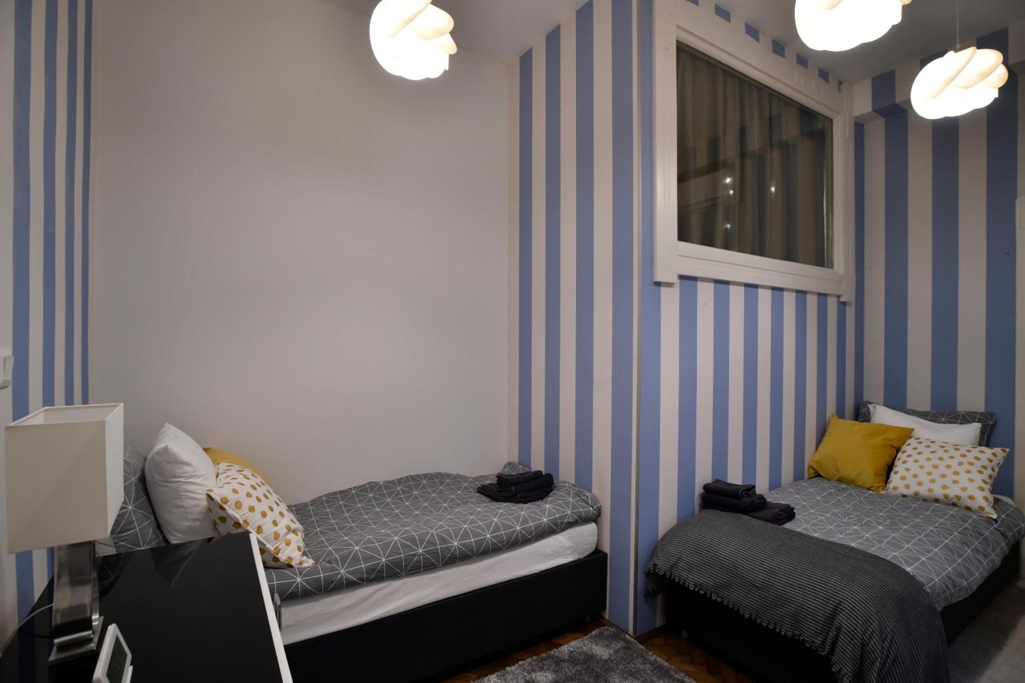 Appartement LuxuryFlat near centre on118 sqm, 3BR,2BTH,8bed,AC à Budapest Extérieur photo