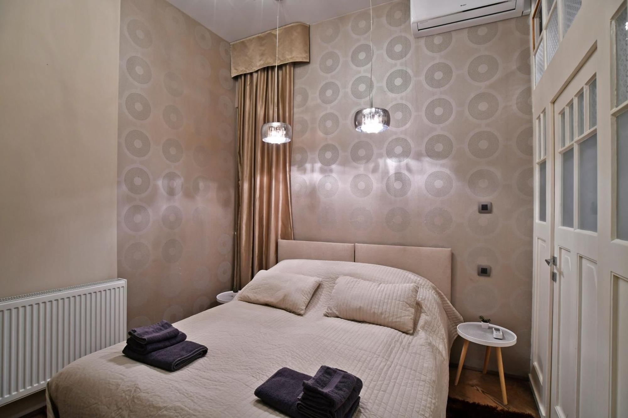 Appartement LuxuryFlat near centre on118 sqm, 3BR,2BTH,8bed,AC à Budapest Extérieur photo